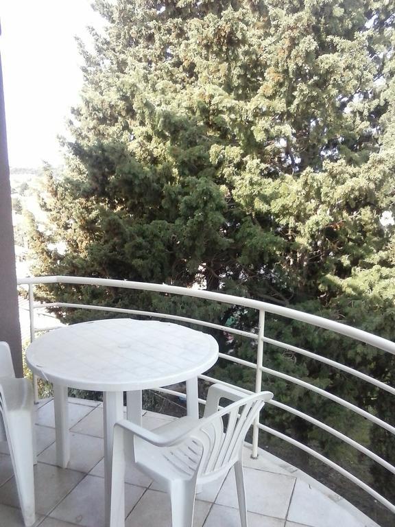 Apartments Villa Lilly Pola Esterno foto