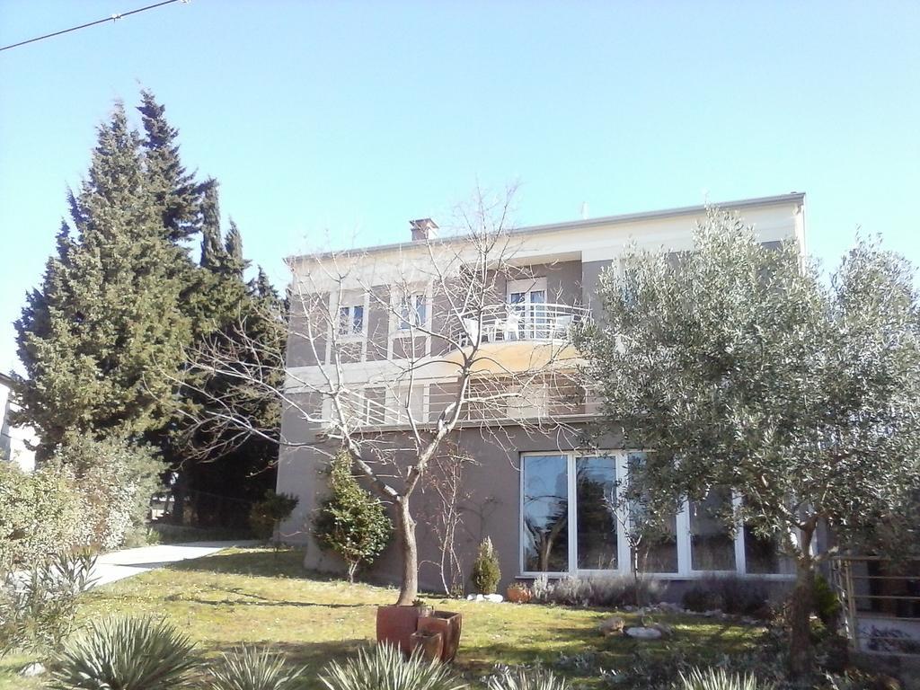 Apartments Villa Lilly Pola Camera foto